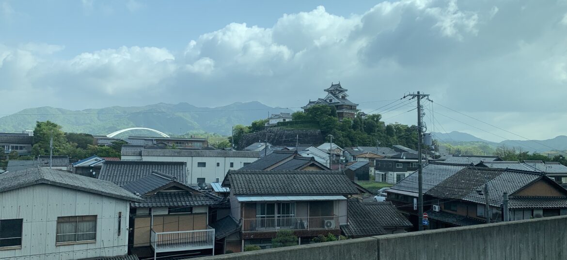 列車から見た福知山城